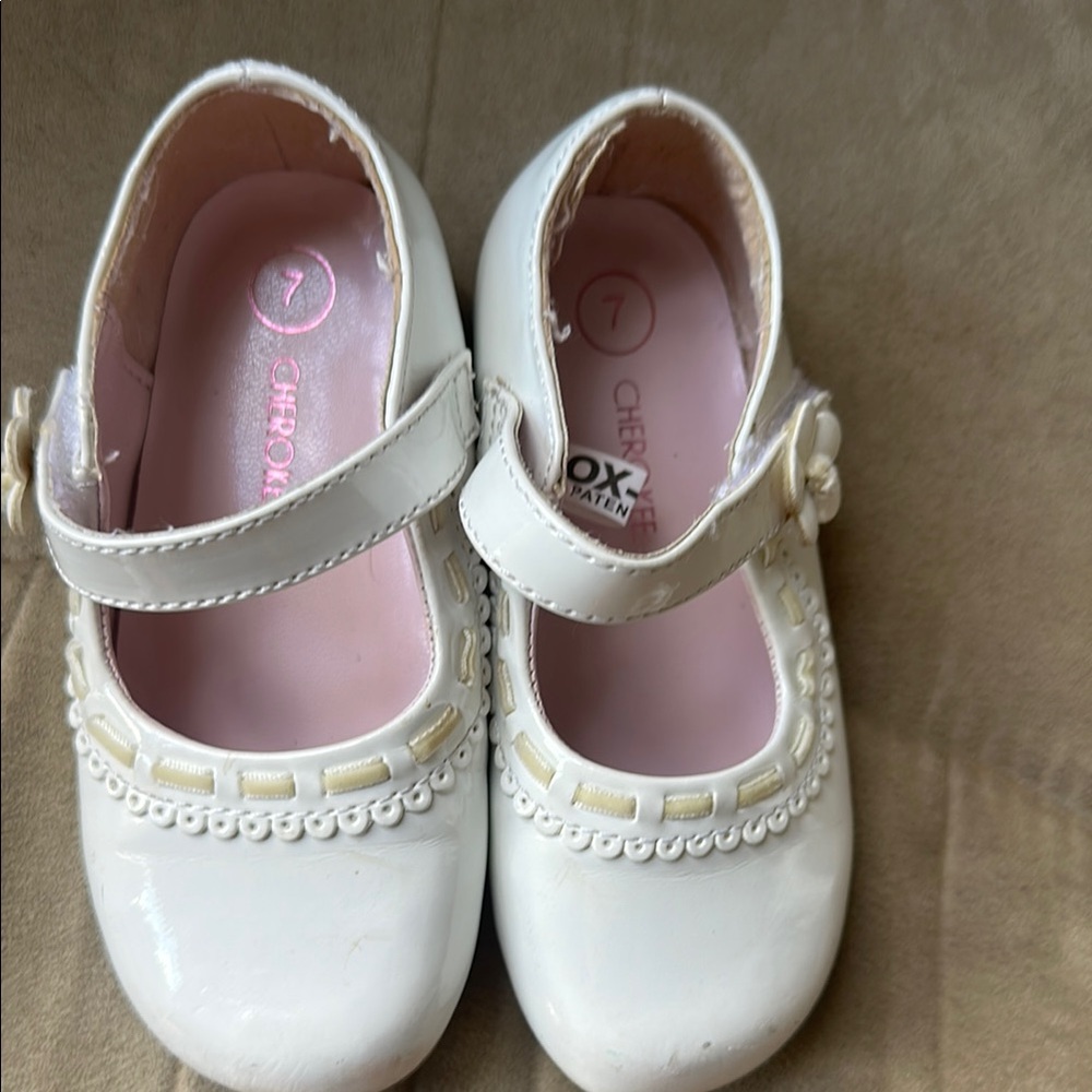 Kids' Assorted Color Shoe Collection - Picture 5 of 14